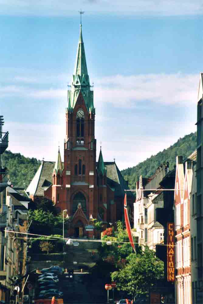 146 - Noruega - Bergen - iglesia Johannes kirken - 2001
